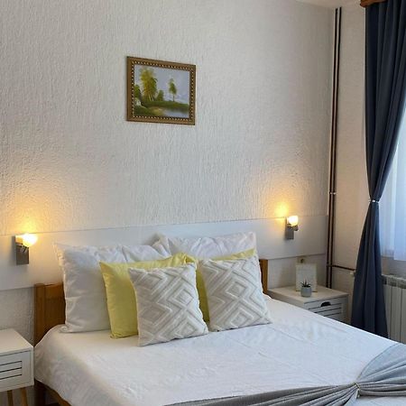 M&N Zafran Hotel Grabovac  Exterior foto