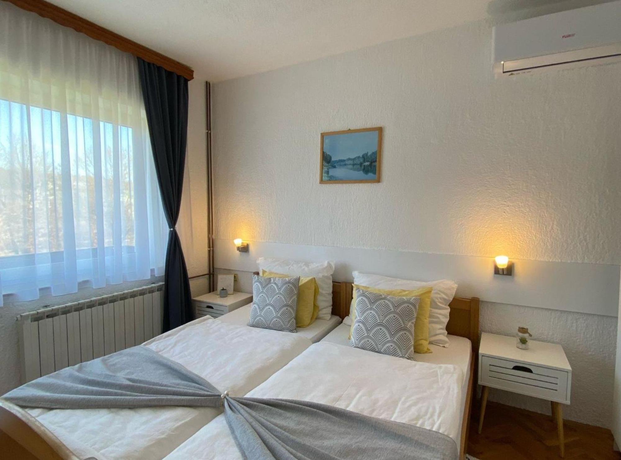 M&N Zafran Hotel Grabovac  Exterior foto